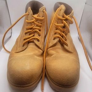 Sz 7 Rugged Outback Hiking boots